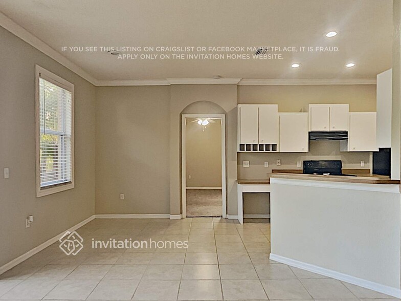 Building Photo - 2733 Deerbrook Dr