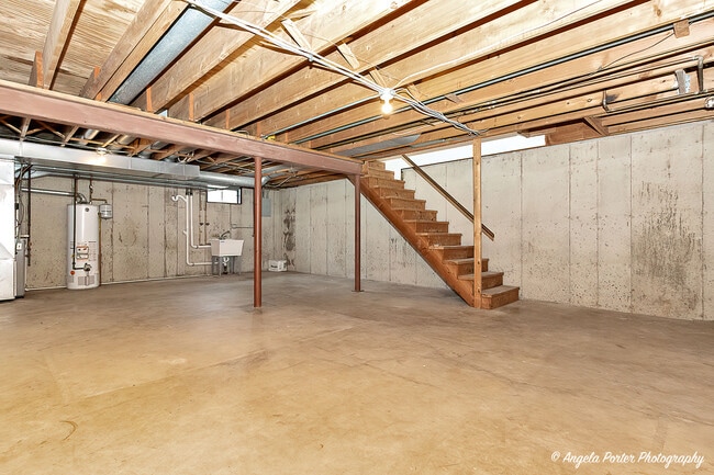 Building Photo - 522 North Ave
