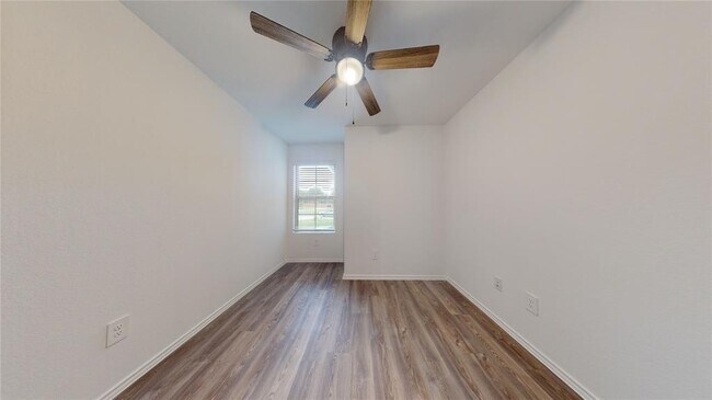 Building Photo - 1206 Silver Fir Ct