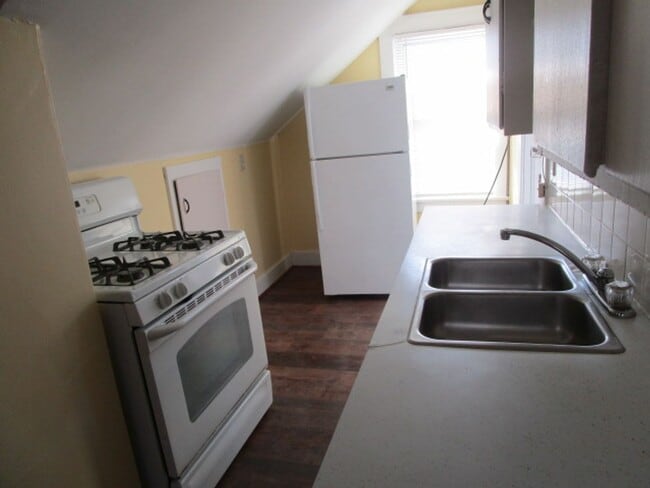 Building Photo - 1215 Vattier Street