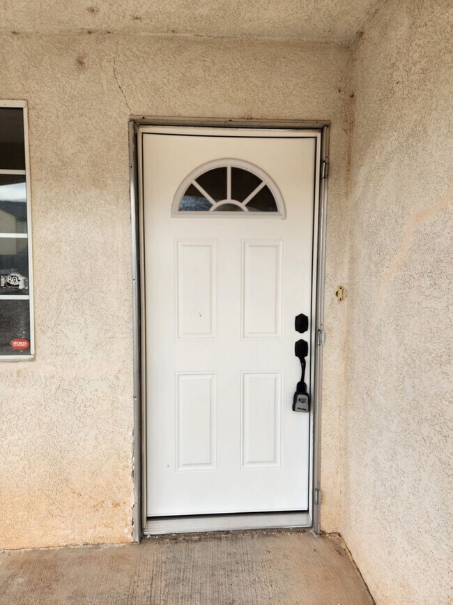 Building Photo - 988 W 1325 S