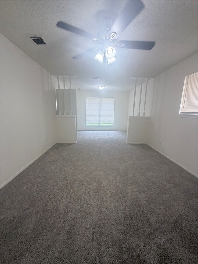 Building Photo - 8119 Knightwood Forest Dr