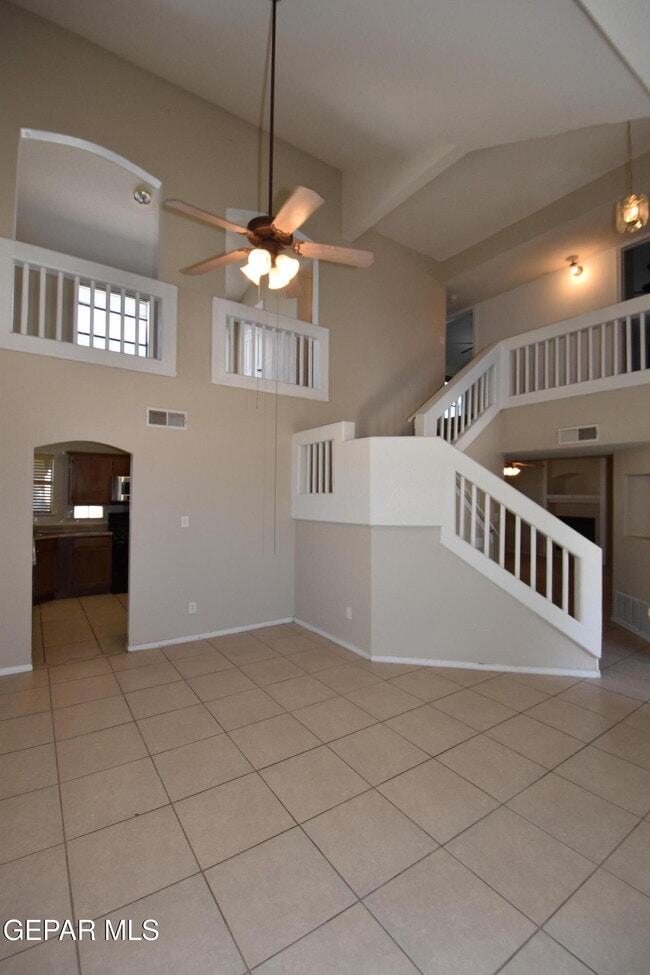 Building Photo - 10830 Elise St