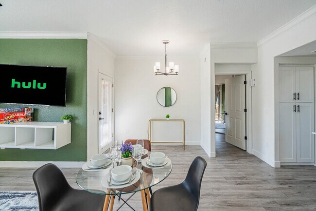 Building Photo - 2155 S 55th St