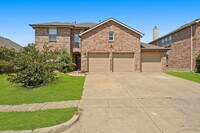 Building Photo - 308 Acklington Dr