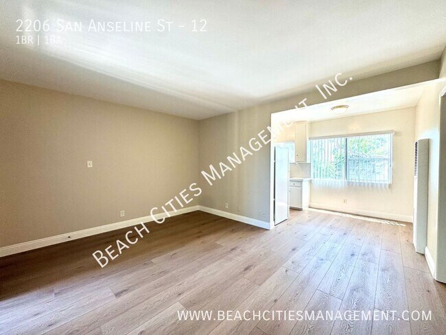 Building Photo - 2206 San Anseline Ave