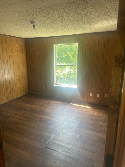 Building Photo - 808 Wilson Rd