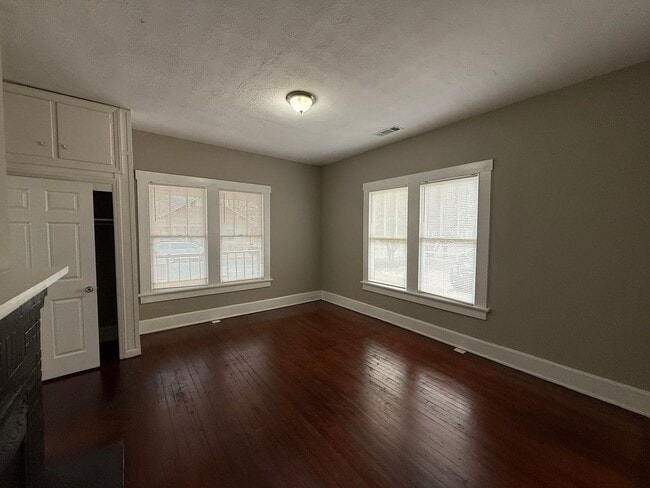 Building Photo - **AVAILABLE NOW**TOTAL ELECTRIC - 2 Bedroom / 2 Bathroom Home in Jordan/Johnson area of Columbus,...