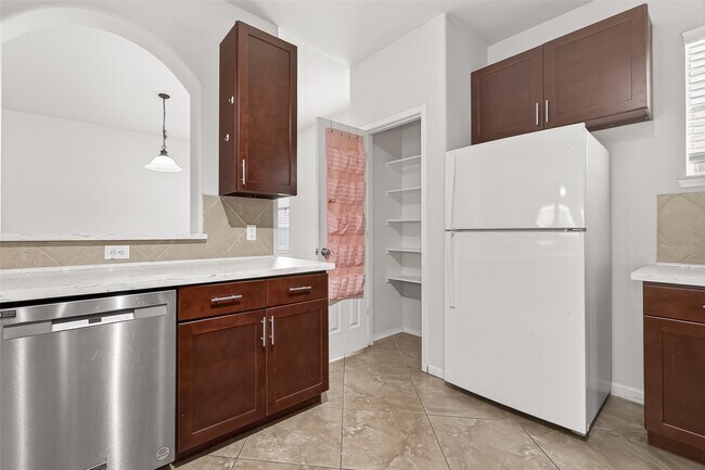 Building Photo - 21711 Crest Peak Way