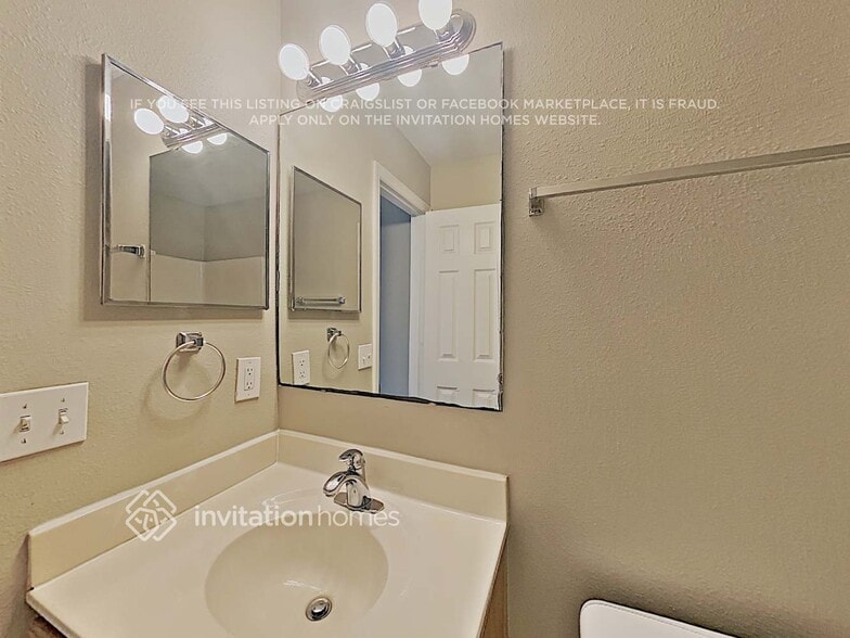 Building Photo - 11336 Ivy Flower Loop