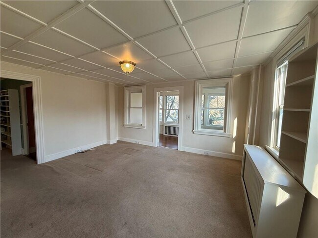 Building Photo - 1 Bartlett Ct