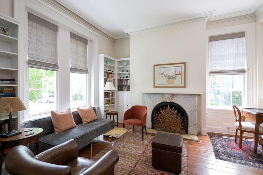 Building Photo - 1410 29th St NW