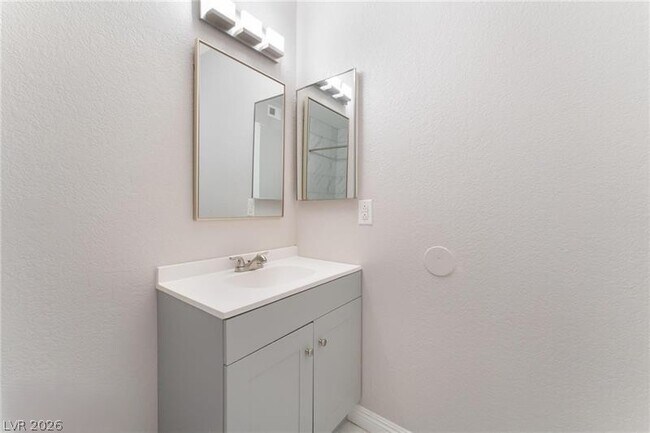 Building Photo - 221 Mission Catalina Ln