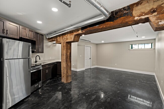 Building Photo - Prince Street Lofts