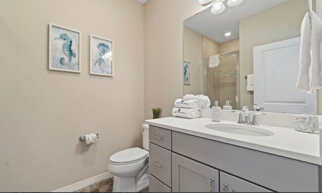 Building Photo - 6598 Carlinga Dr