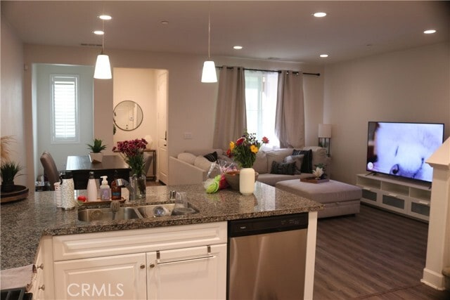 Building Photo - 3287 E Wild Horse Privado