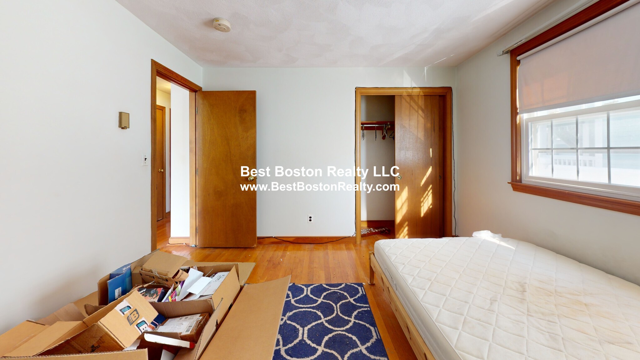 Building Photo - 45 Warren St