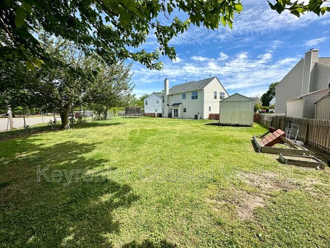 Building Photo - 6407 Sheffield Ct N