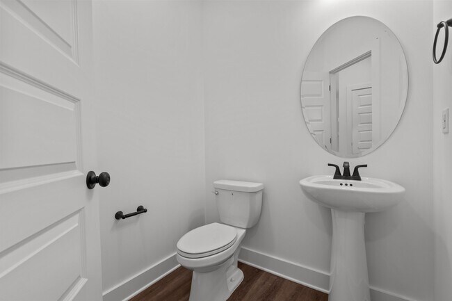 Building Photo - 1571 Scull Rd