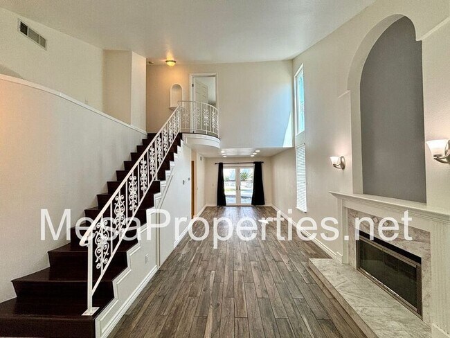 Building Photo - 9788 Balaton St