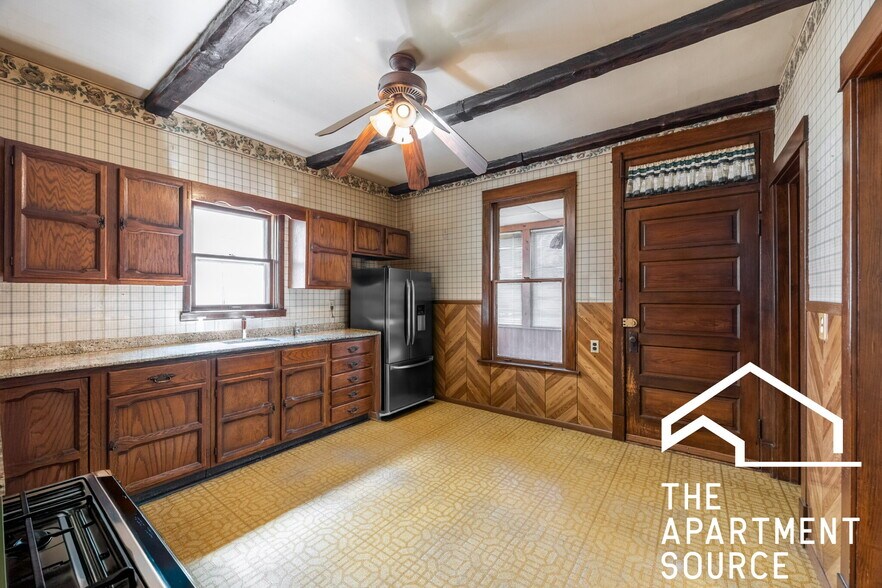 Building Photo - 5311 W Berenice Ave
