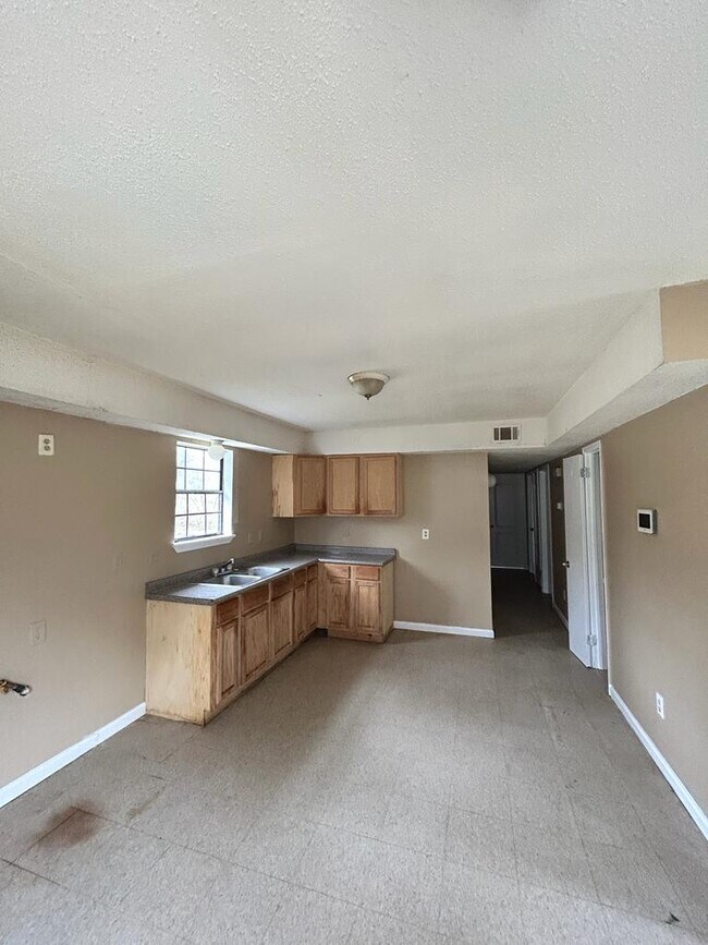 Building Photo - 5366 Clinchport Cir