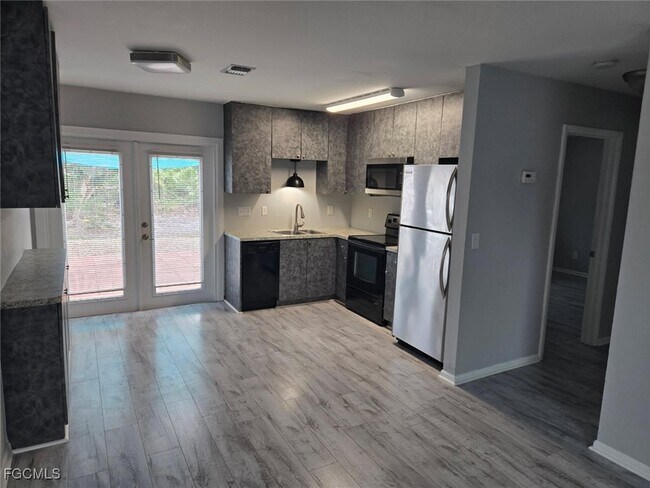 Primary Photo - 12380 Dolphin Rd