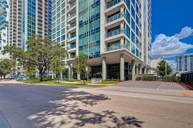Building Photo - 2047 Westcreek Ln Ln