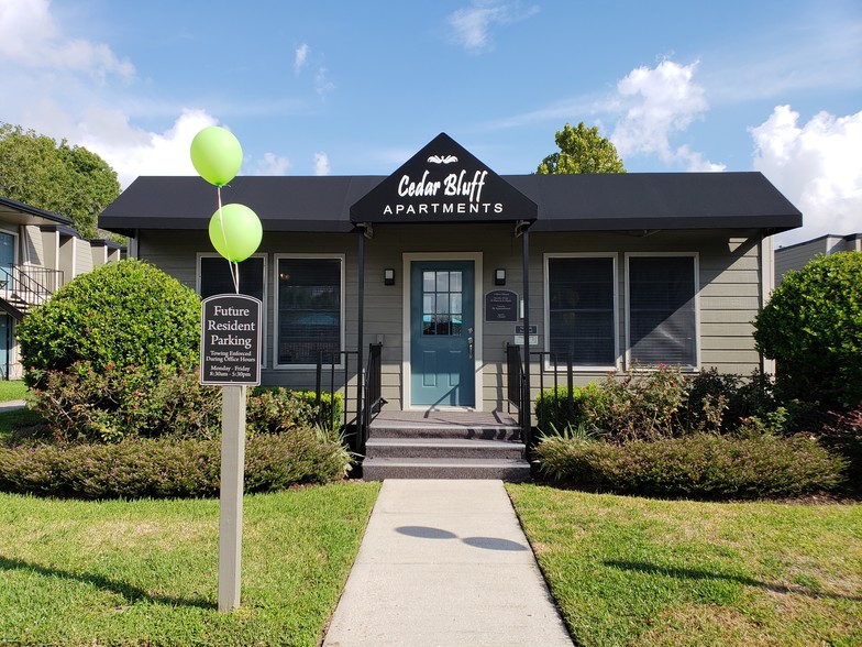 Cedar Bluff Apartments 5930 Red Bluff Rd Pasadena TX 77505