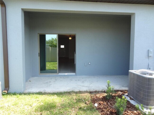 Building Photo - 5220 Forum Blvd