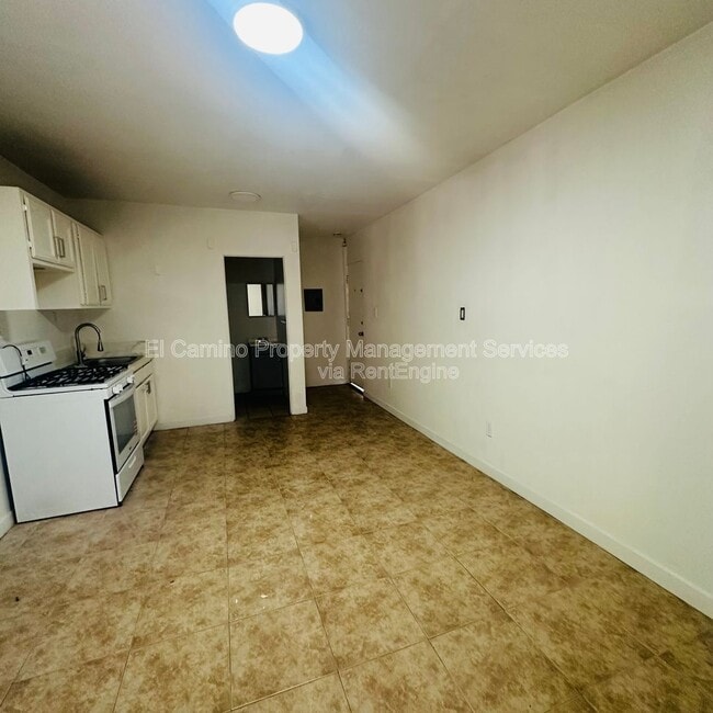 Building Photo - 12014 Molette St