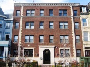 Building Photo - 1321 Fairmont St NW