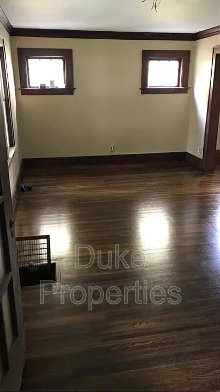 Building Photo - 126 Jersey St