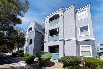 Building Photo - 6955 N Durango Dr