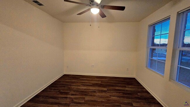 Building Photo - 502 Liberty Hall Dr