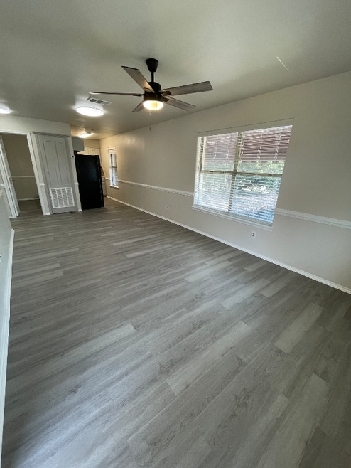 Building Photo - 754 Sonesta Dr