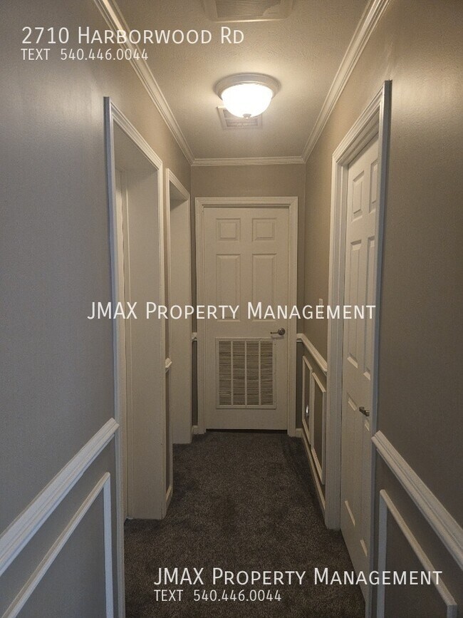 Building Photo - 2710 Harborwood Rd