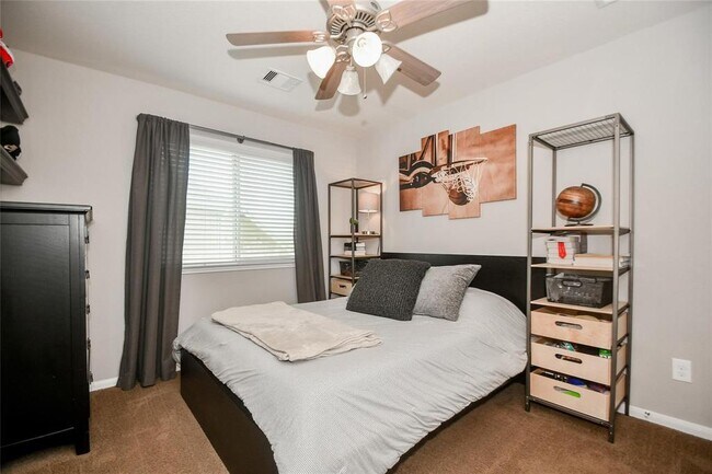 Building Photo - 5622 Scoria Rock Dr