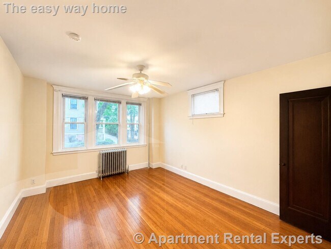 Building Photo - 13 Ellery St