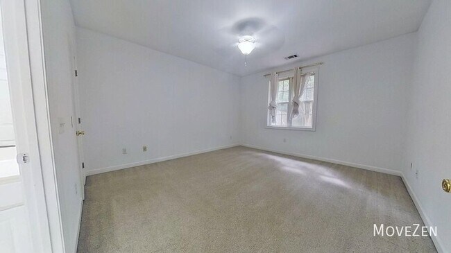 Building Photo - 5006 Carleton Dr