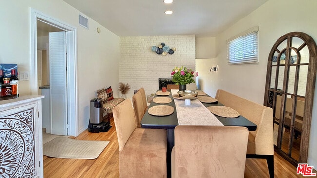 Building Photo - 6127 Lockhurst Dr