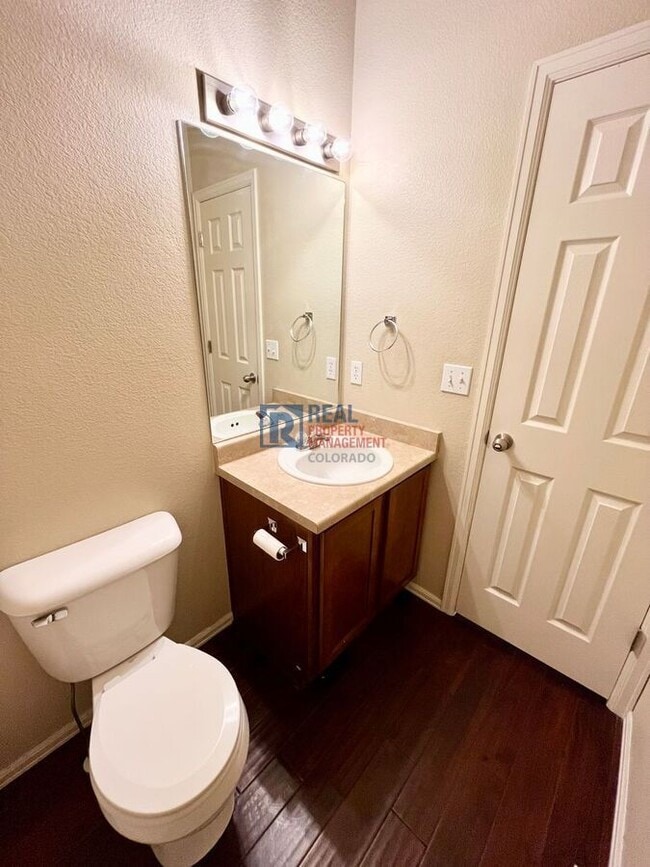 Building Photo - 10276 Deer Meadow Cir