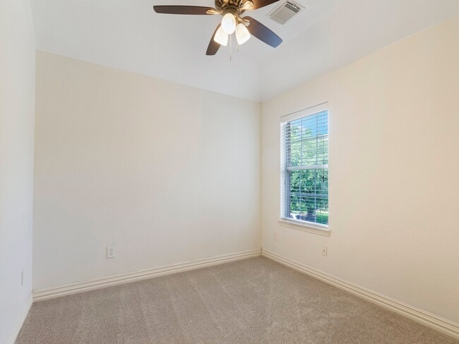 Building Photo - 66 Frontera Cir