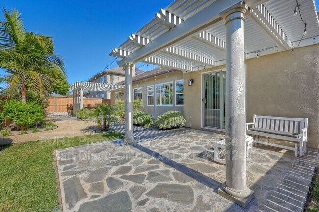 Building Photo - 1428 Heatherwood Ave