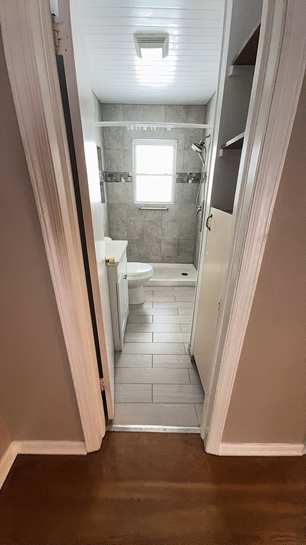 Building Photo - Malvern Road Duplex