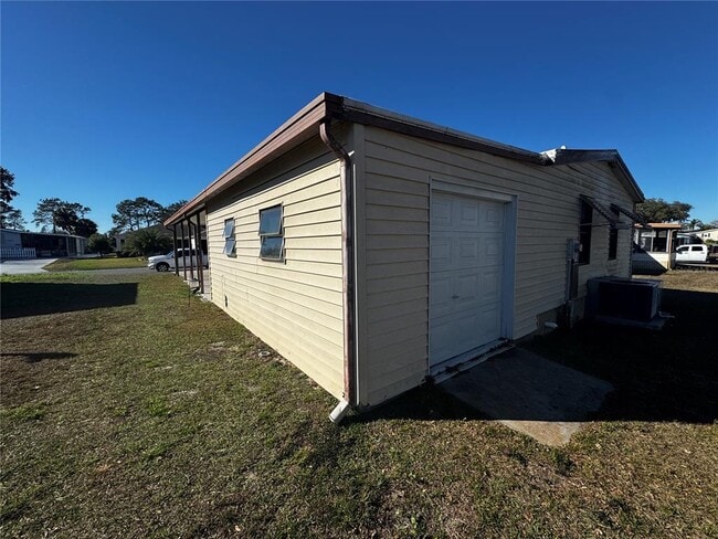 Building Photo - 1003 Oren Ave