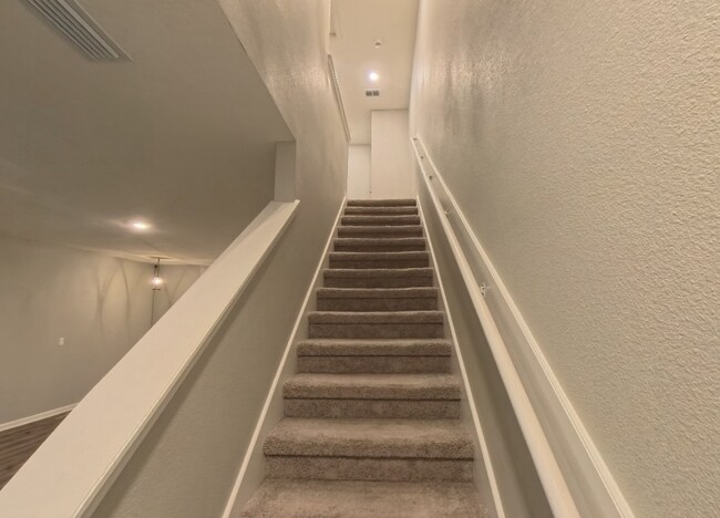 Building Photo - 148 Great Star Ct