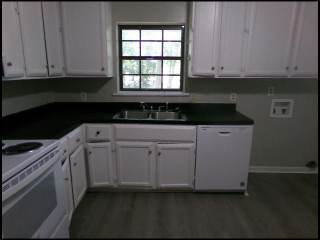 Building Photo - 203 Winchester Trail