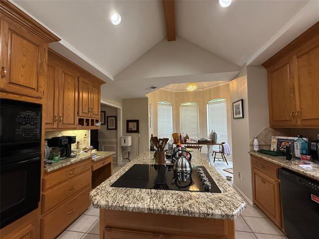 Building Photo - 500 Evergreen Dr