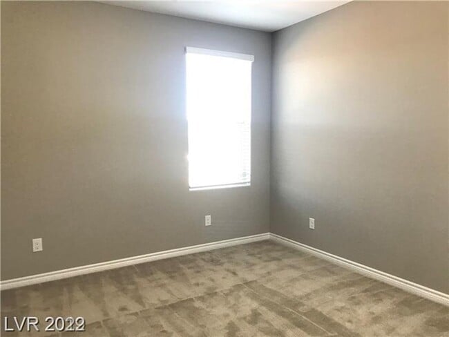 Building Photo - Smart Home. Henderson Beauty In Gated Comm...